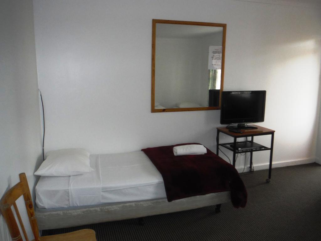 Restawile Motel Басселтон Экстерьер фото