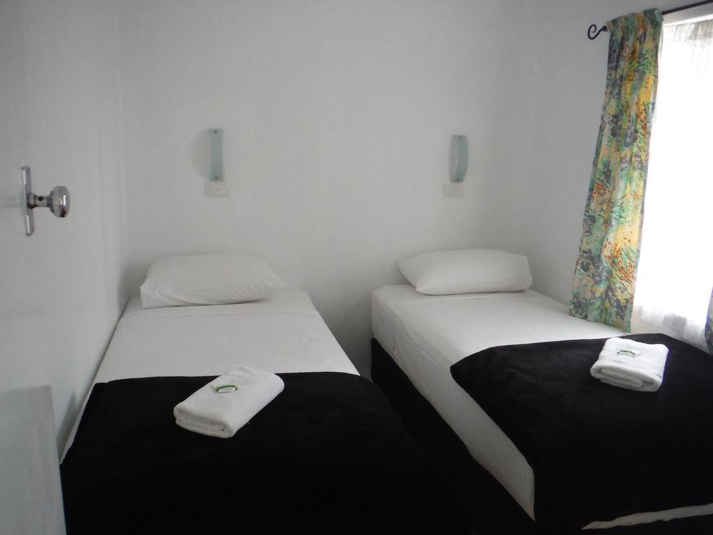 Restawile Motel Басселтон Экстерьер фото