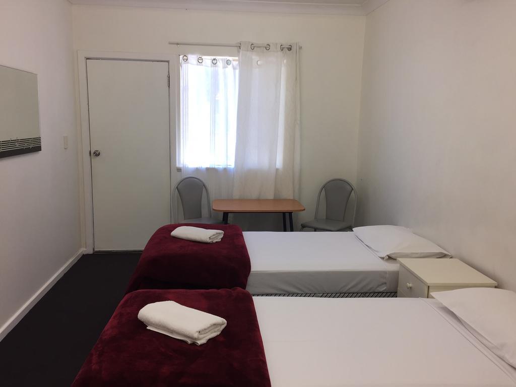 Restawile Motel Басселтон Экстерьер фото